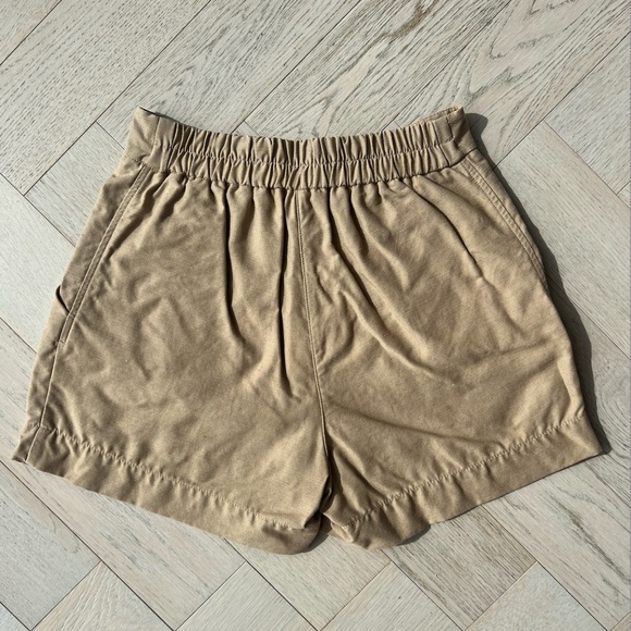 aritzia linen blend pleated shorts - tan, size 0 - Picture 2 of 5